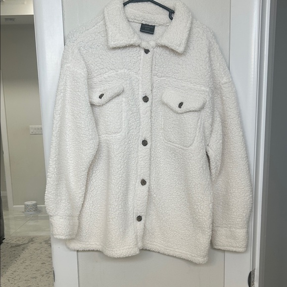 32 Degrees Jackets & Blazers - 32 Degrees Cream Teddy Jacket